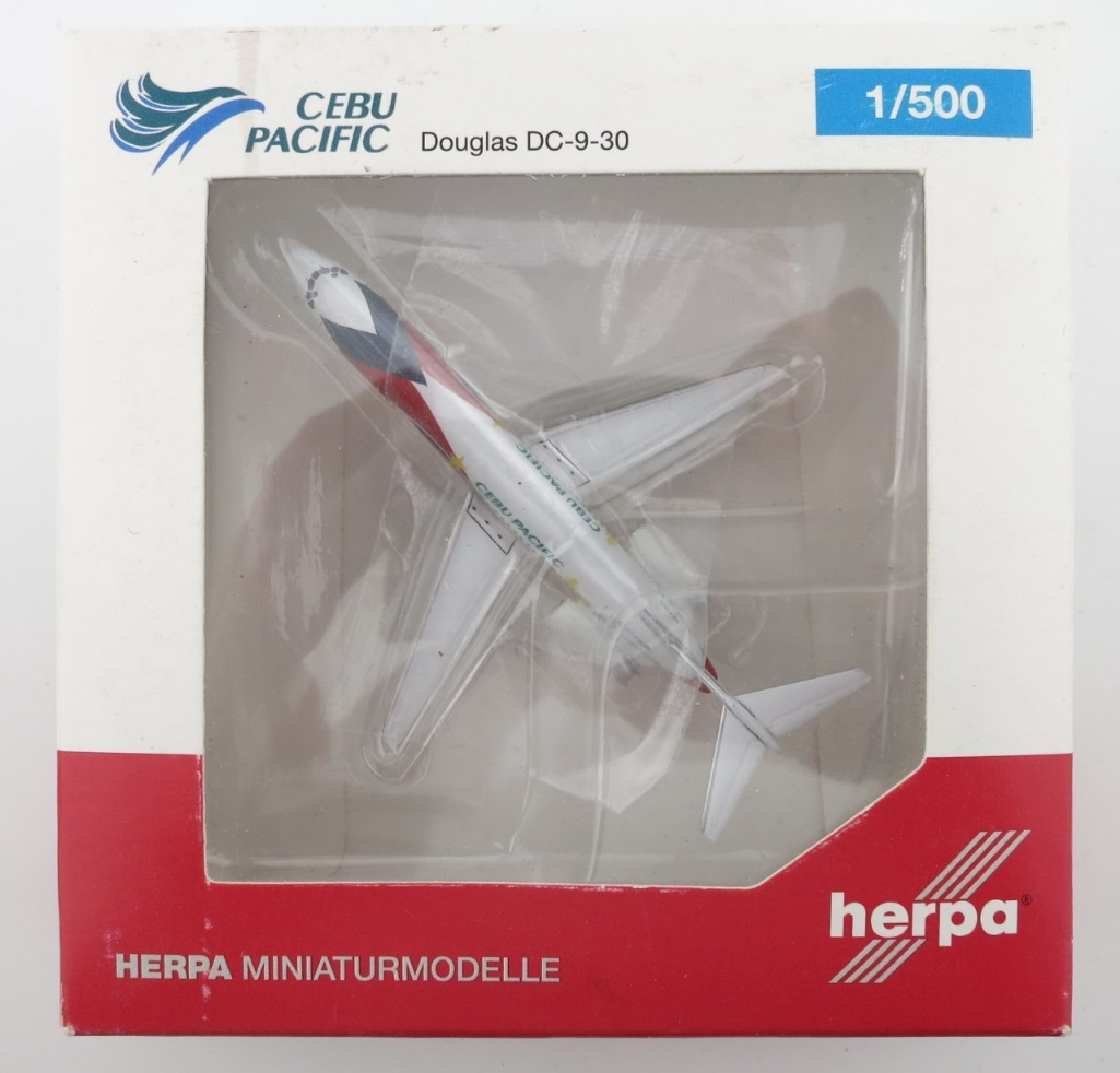 Maquette Avion Herpa Wings 1/500 Cebu Pacific DC-9-30 Philippine Centennial