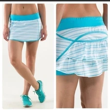 Lululemon Run Track Attack Skirt Skort Blue and White Stripe Athleisure Size 6