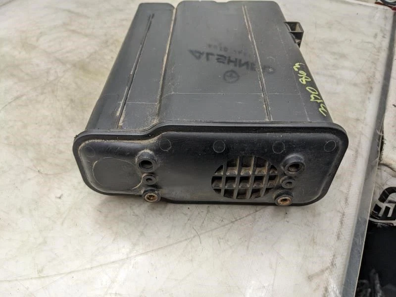 Bote evaporador de vapor de combustible Toyota Prius V 2012-17 1,8 L 77740-47080 OEM *ReaD Foto 2 de 4