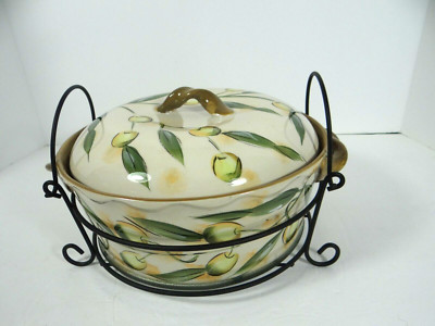 Temp-Tations Casserole 2 Quart Napoli With Rack & Trivet Green Olives Trim