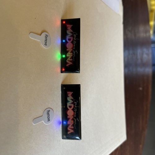 Pair Of MADONNA Confession Tour LIGHT Up PIN All 4 Lights Working New - Picture 6 of 24