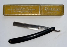 Fremont, Ohio - Vintage Clauss Magnetic Straight Razor with Case