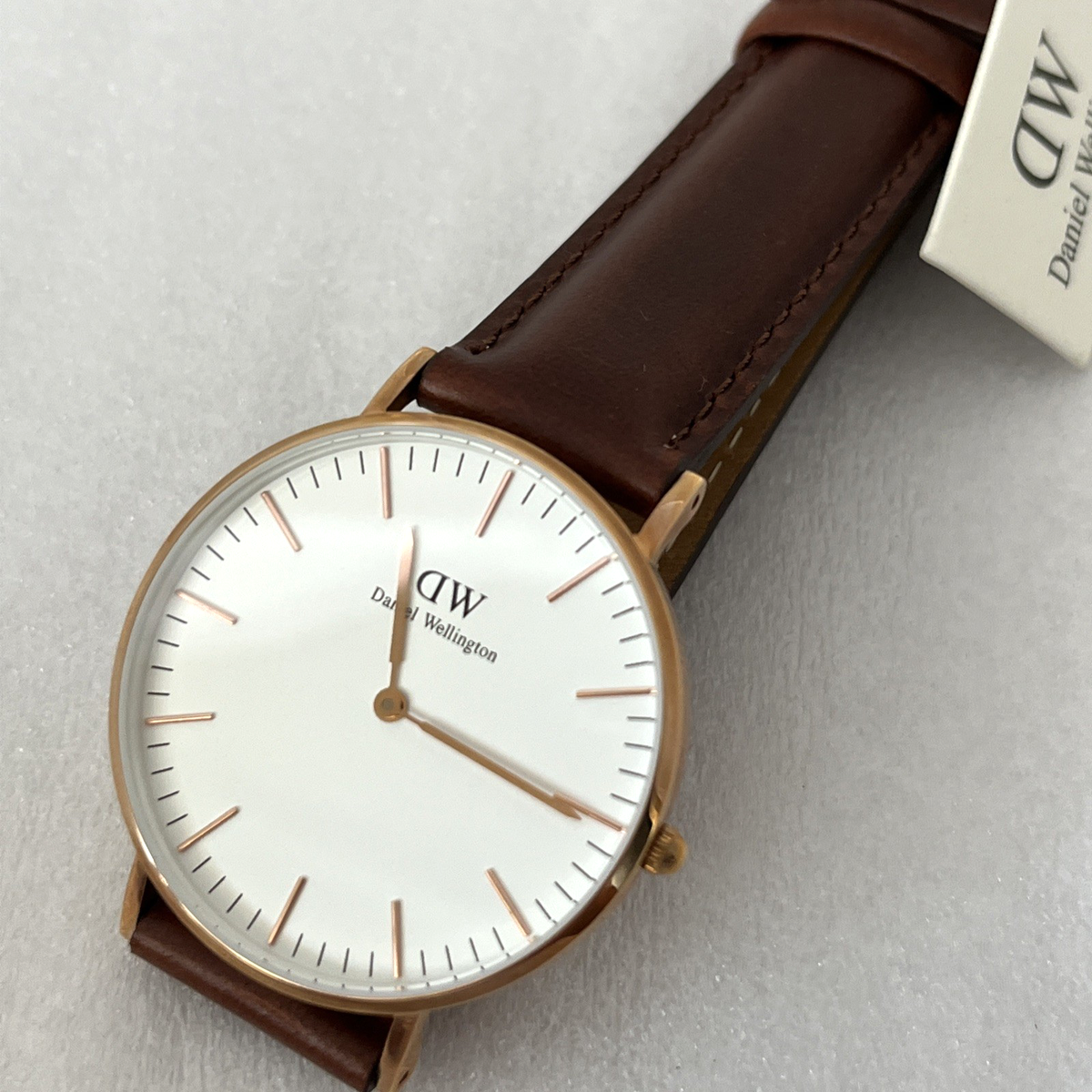 Daniel Wellington St. Mawes Classic Watch B36R13 Round Dial 