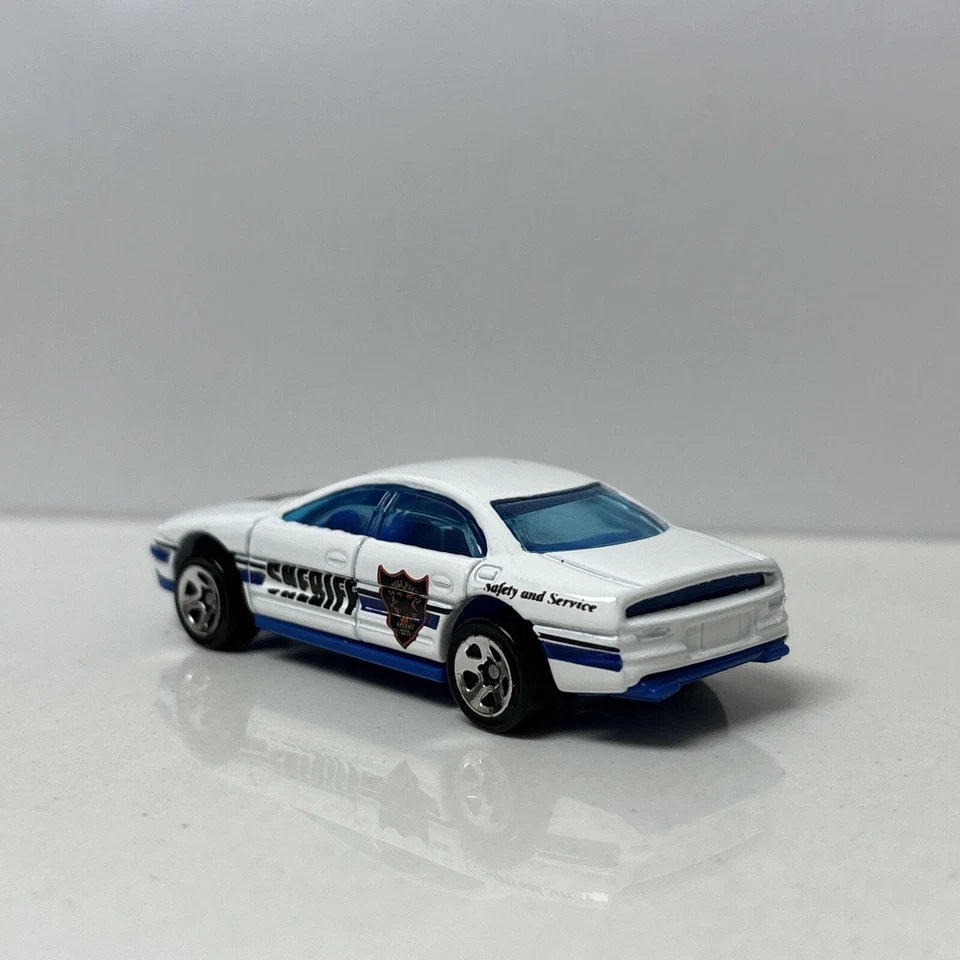 1995-1999 Olds Oldsmobile Aurora Collectible 1/64 Scale Diecast Diorama Model - Image 3 of 4