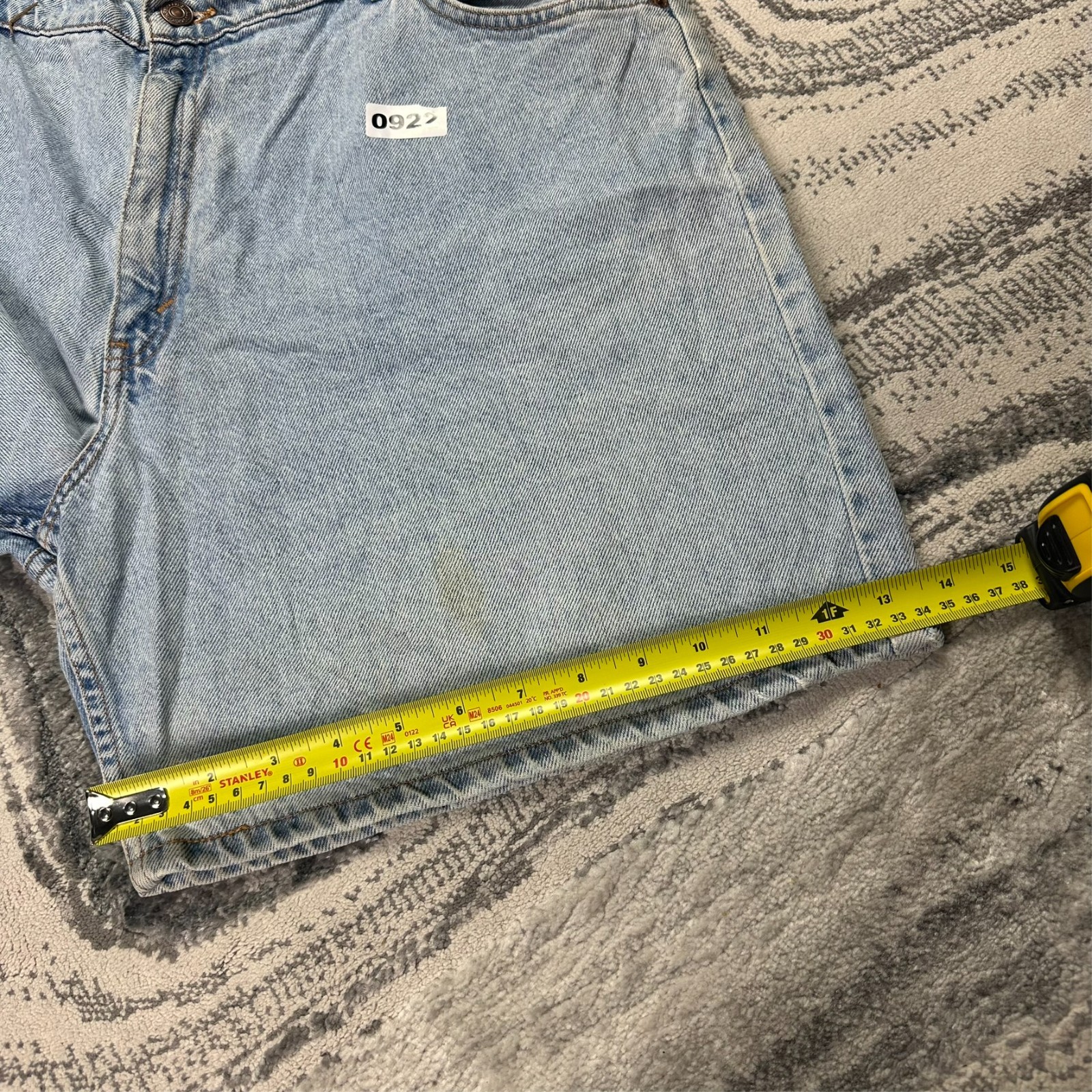 Women's Vintage Levi's 951 2000's Blue Light Wash Relaxed Fit Sz 18 Denim Shorts image 8