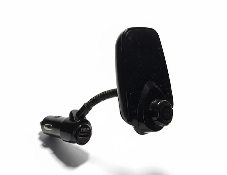  Adaptador de audio transmisor FM Bluetooth para automóvil / KM18 / mínimamente usado / probado  Foto 2 de 4