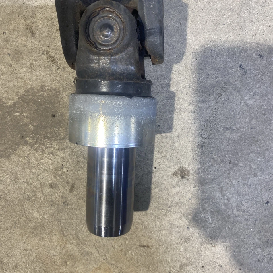 2010 2011 2012 Subaru Legacy Sedan 2.5 Rear Drive Shaft Assembly Oem  - Image 2 of 4