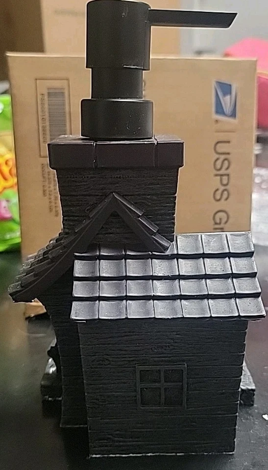 dispensador de jabón casa embrujada Foto 3 de 4