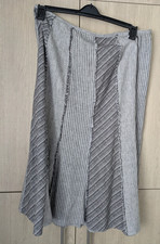 Marks & Spence's Grey skirt size 16,  length 30 inch used great condition.