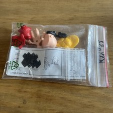 &Uuml;ei - Steckfiguren - Peanuts 1993 EU CharlyBrown Tennisspieler K94n32 +Bpz/AaF