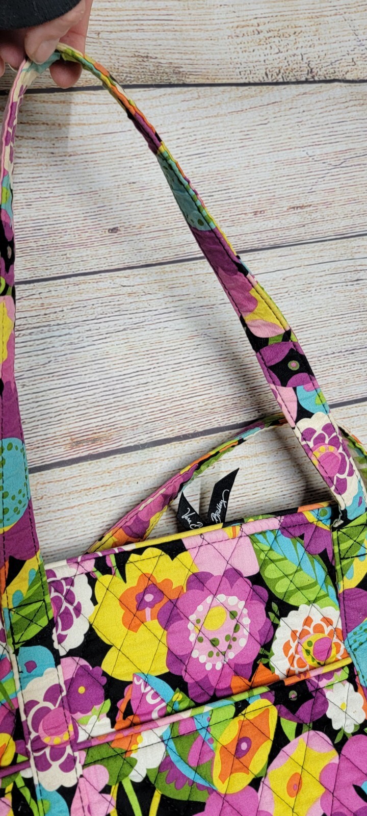 VERA BRADLEY GO ROUND TOTE BAG LARGE ZIP POCKETS FLOR… Gem