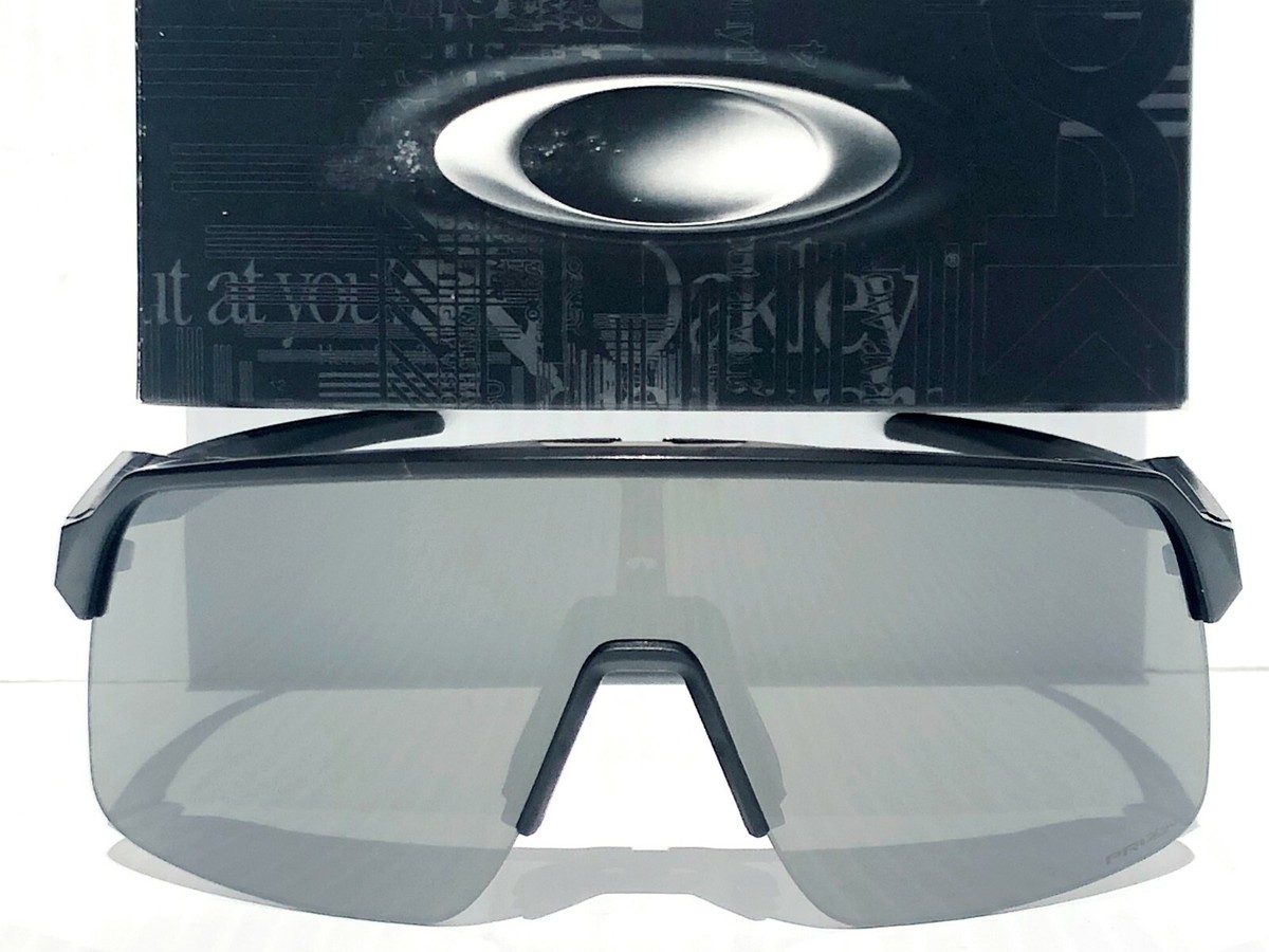 【即日発送】オークリー　スートロライト　PRIZM BLACK 946303 OAKLEY（オークリー） 野球 サングラス ゴルフ 野球 ランニング