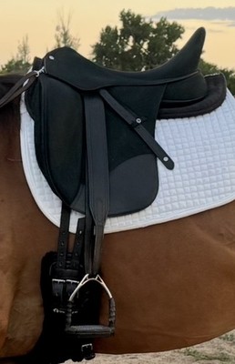 17 1/2  Wintec Isabell Dressage Saddle with HART 