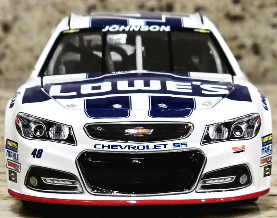 2014 #48 Jimmie Johnson Lowe's Valspar Reserve Chevrolet SS 1:24 Diecast No Box - Image 2 of 4
