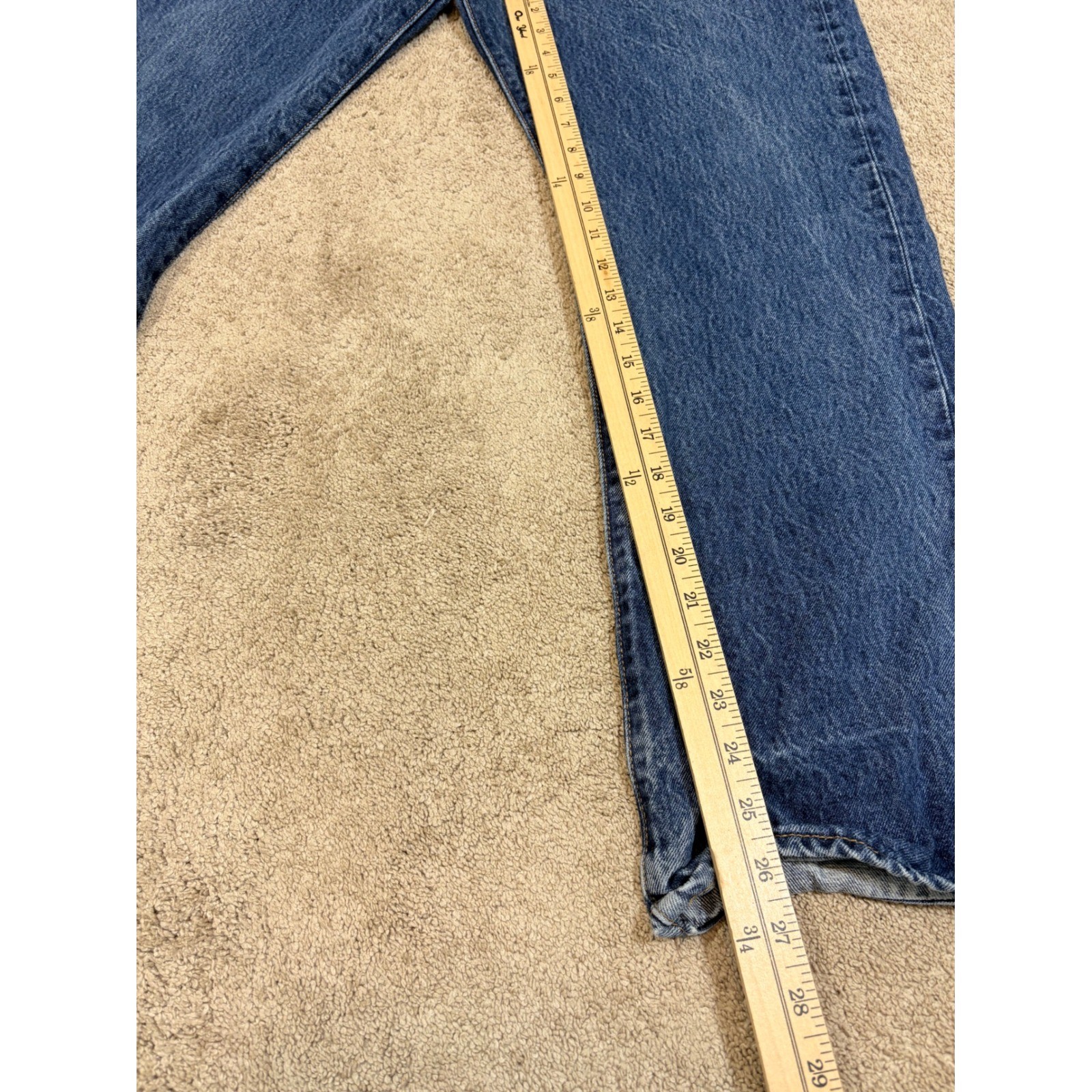 Levi's 501 Original Fit Jeans Medium Wash Button Fly Men's Size 36x30 Blue thumbnail 5