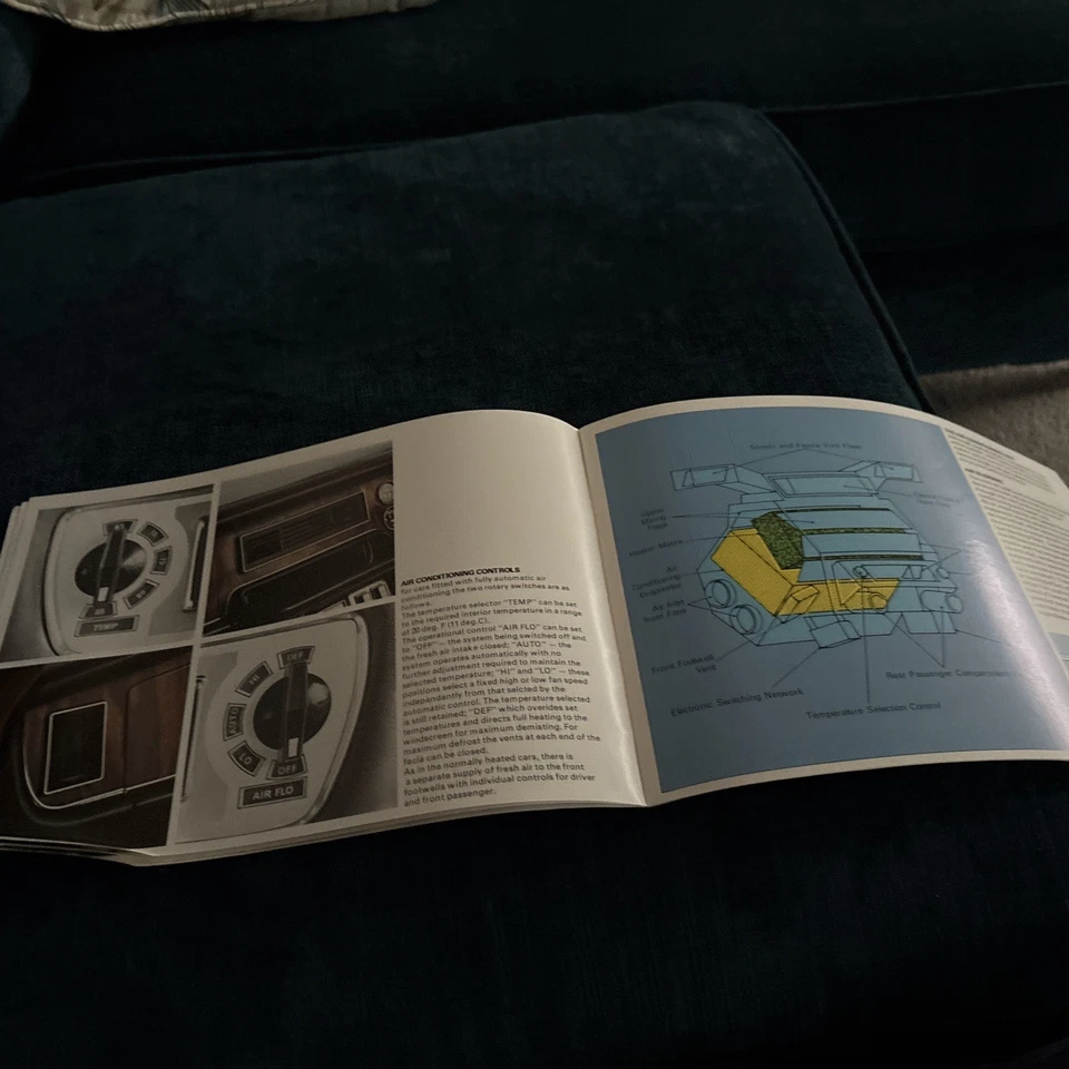 JAGUAR XJ Series 2 & DAMILER Heating AIR CONDITIONING SYSTEM Brochure Oct 1973 - Image 4 of 4