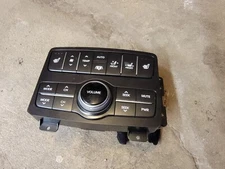 Audio Equipment Radio Control Rear Audio Only Fits 2011-2013 EQUUS OEM #17089