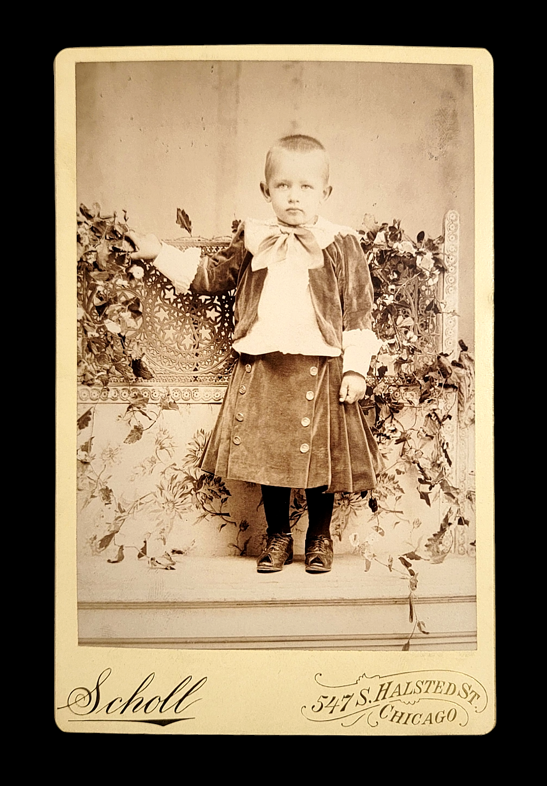 VINTAGE OLD PHOTO ANTIQUE CABINET CARD YOUNG BOY DRESS CHICAGO ILLINOIS USA