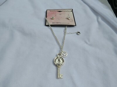 BCBGeneration Silver Tone ''Good Vibes Only'' Pendant Necklace with Earrings - New
