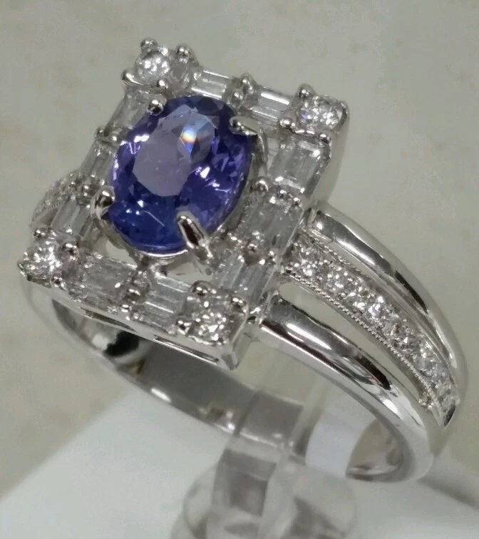 Oro 18k, Tanzanita 0.32ct AAA, con diamantes 0.80ct Color VS2, joyería fina Foto 2 de 4