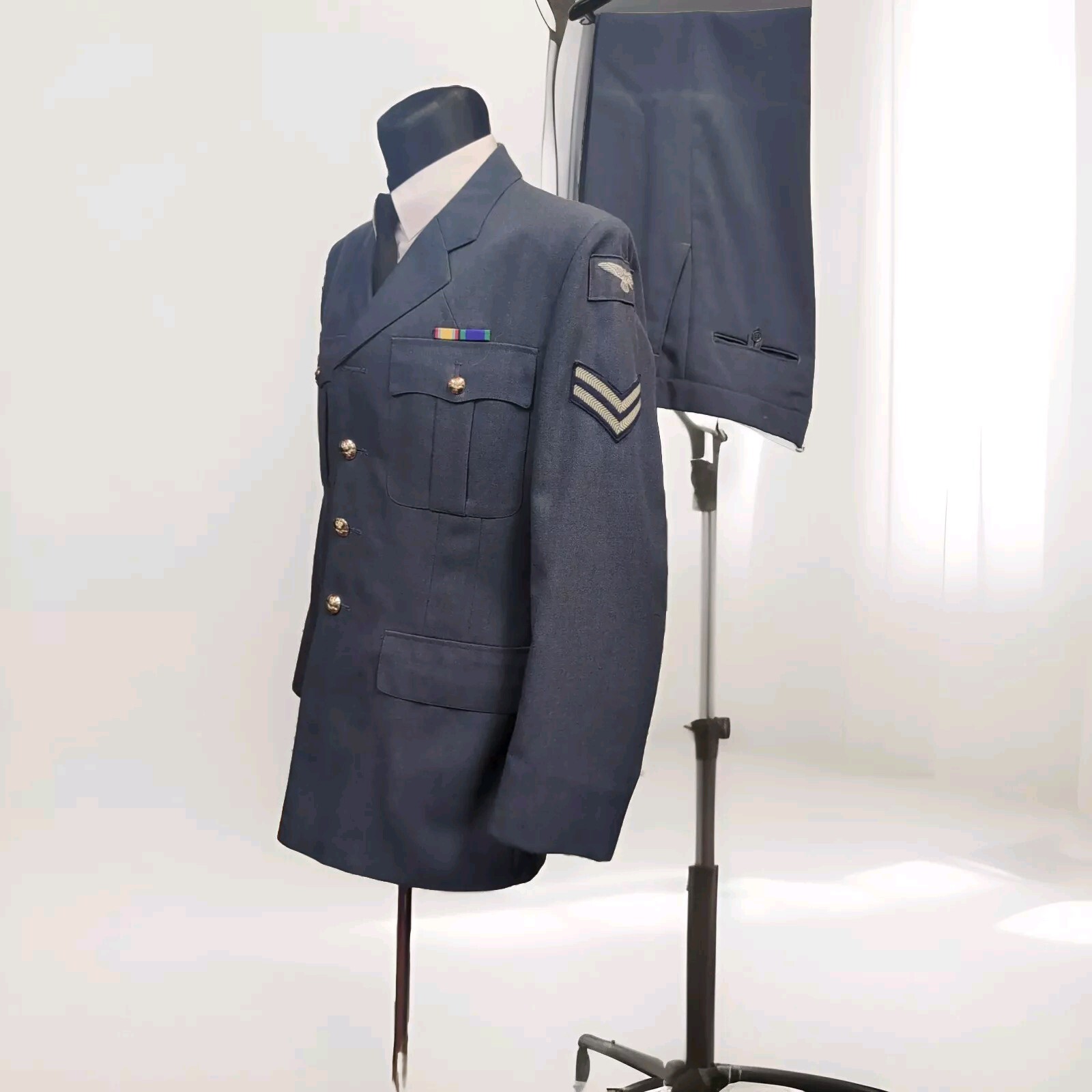 Foto 1 di 13