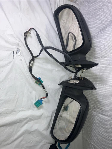 Side View Mirror Set From Chevrolet 2004 Trailblazer LS