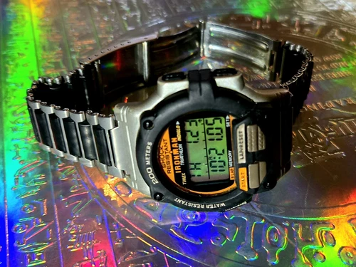 VINTAGE TIMEX IRONMAN  TRIATHLON INDIGLO 200M 8 LAP  MEN'S WATCH RARE STEEL BAND