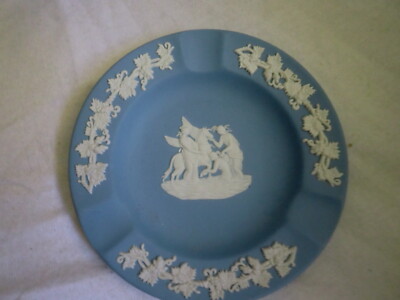 WEDGWOOD JASPER WARE ASH Tray Trinket Dish ROUND BLUE Pegasus 3 Muses ENGLAND