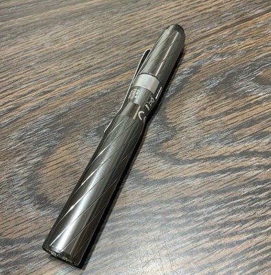 Energizer Pen Inspection Flash Light W/Clip Batteries Incl 100 Lumens Used