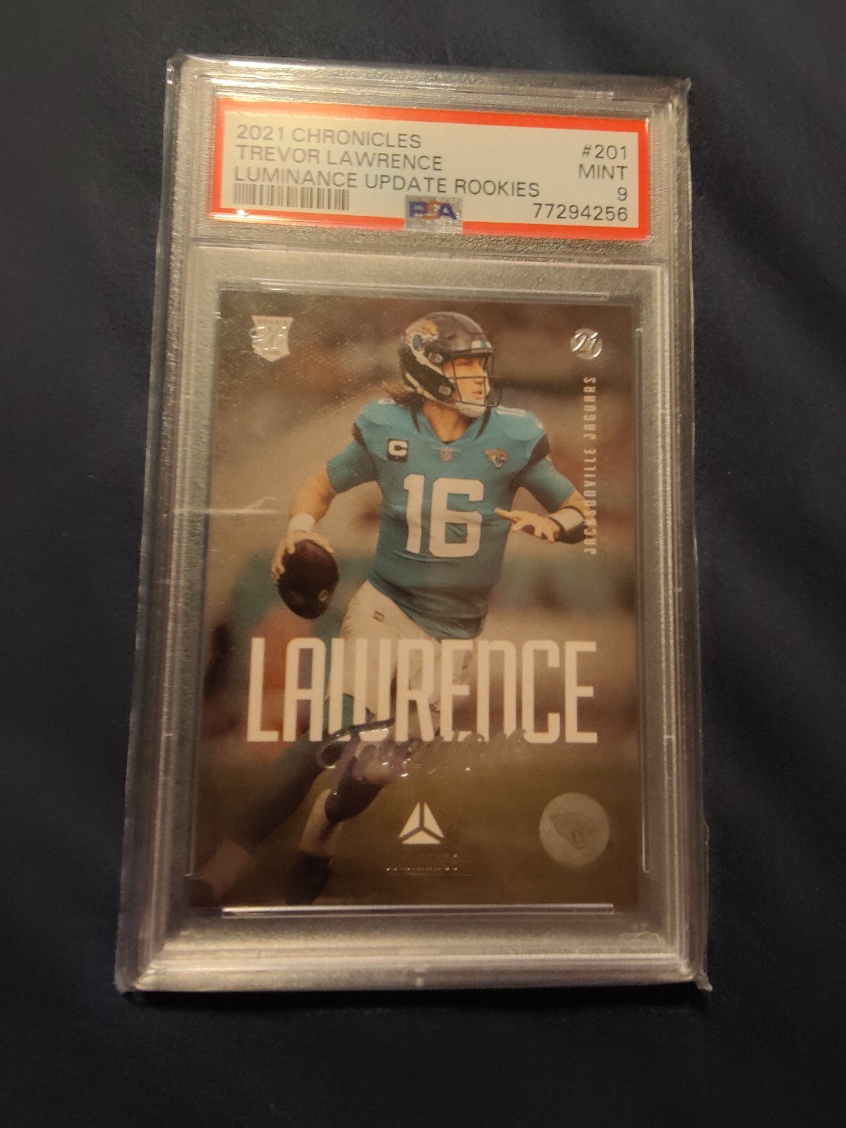 Picture 5 of 6