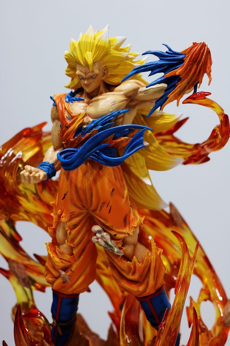 Dragon Ball Z LED Light Goku Super Saiyan 40 cm