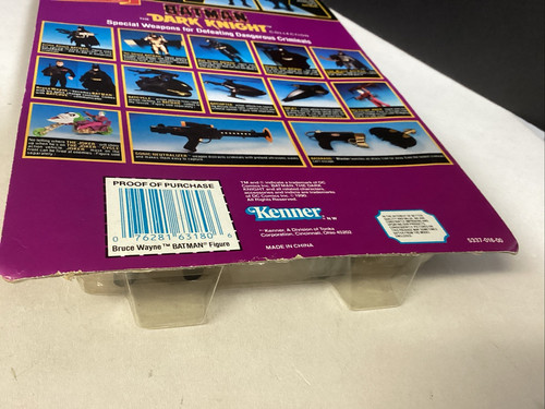 1990 KENNER THE DARK KNIGHT COLLECTION 'BRUCE WAYNE BATMAN' QUICK CHANGE SUIT - Bild 6 von 9