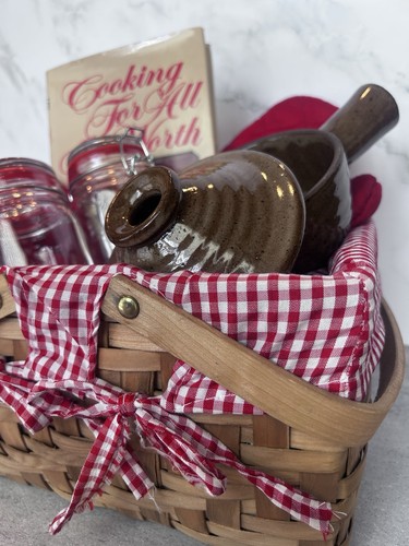 Kitchen Thrift Basket | Vintage-Inspired Cooking Gift Set | Kitchen/Home Bundle