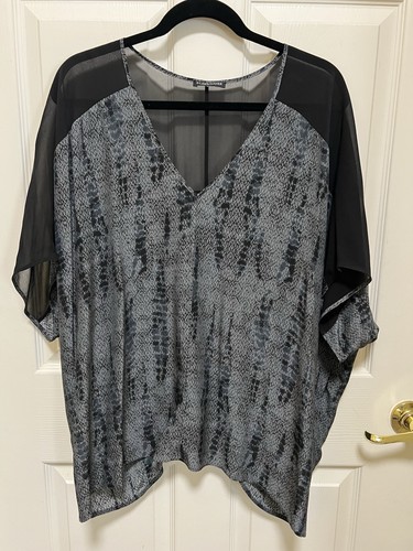 Eileen Fisher Damen XXL Seide Krepp Chine SS Top V-Ausschnitt Grau Muster Biesen