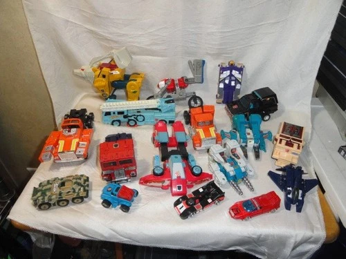 VINTAGE TRANSFORMERS LOT OF 17 MIXED FIGURES SMALL, MEDIUM SEE PICS