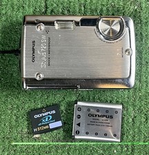 Olympus Stylus 720 SW 7.1MB Digital Camera Waterproof Shockproof Tested  READ 