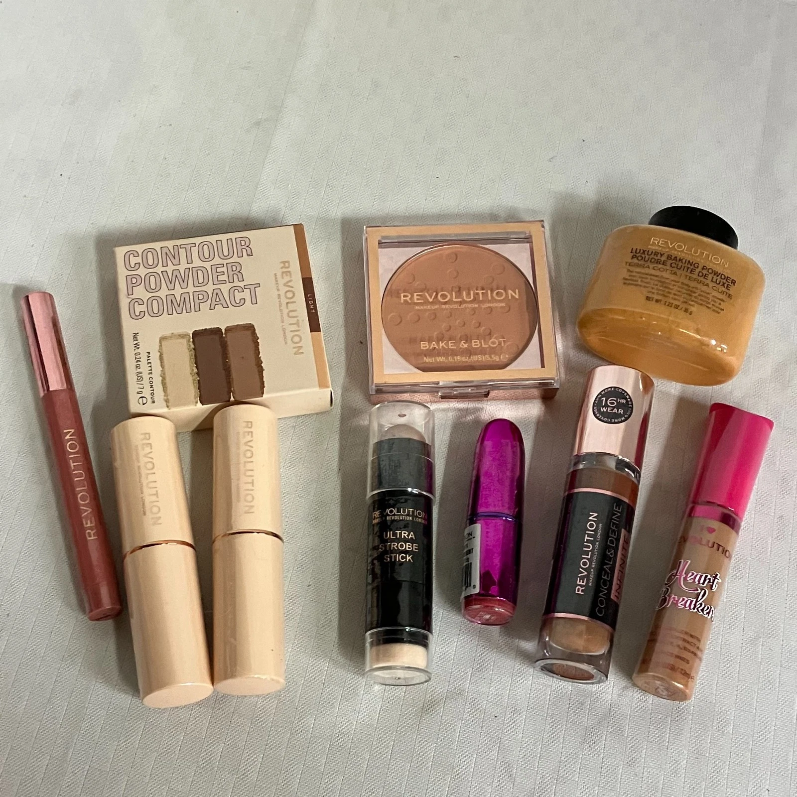 Revolution Contour Concealer, Highlighter, Lipsticks Set Of 10 Makeup Set
Opens in a new window or t