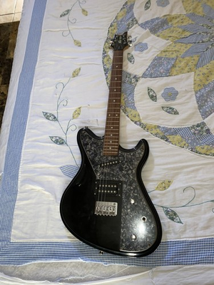 #ad Peavey RETRO FIRE Electric Guitars Black Check description $150.00
