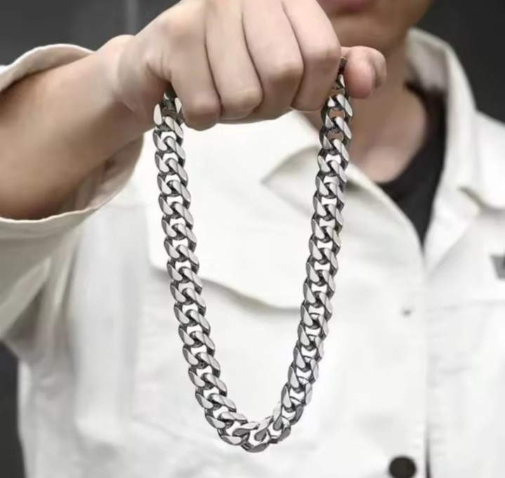 Collar de cadena para hombre plateado grueso acero inoxidable eslabón cubano 9 mm 20"