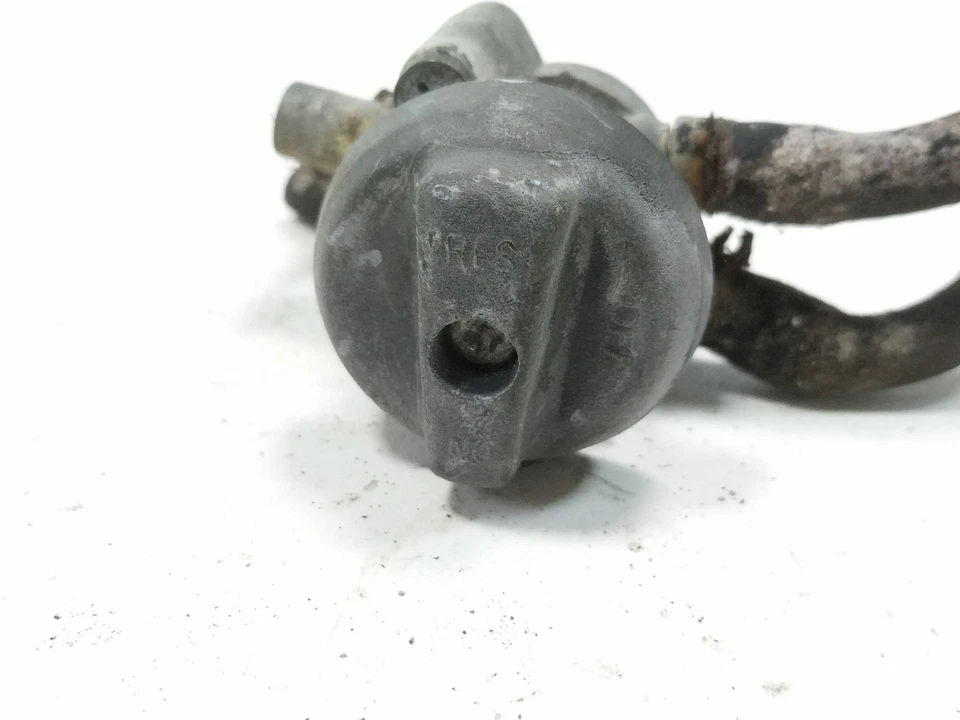 09 Polaris RZR 170 Petcock Gas Fuel Shut Off - Image 3 of 4