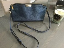 sac bandoulière BURBERRY cuir bleu bon état