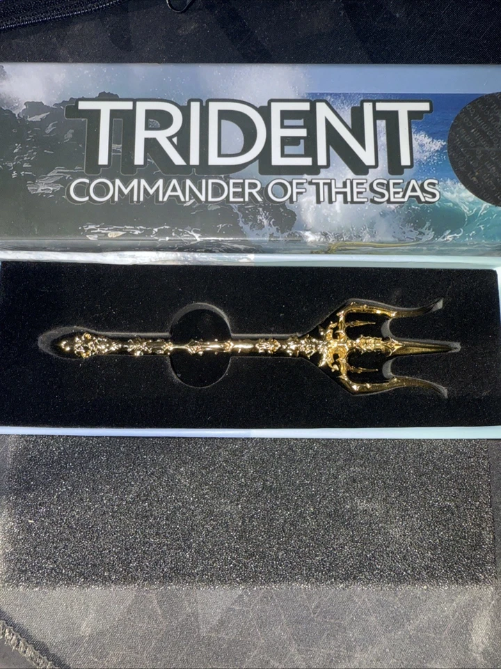 Trident Commander Of The Seas 1 oz CU +999 (dorado dorado) Foto 3 de 3