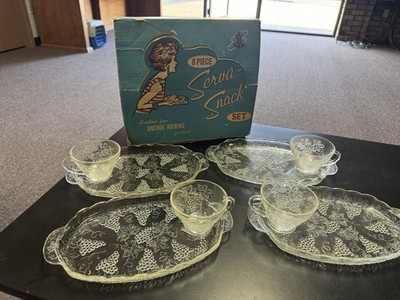 Anchor Hocking Vintage Clear Glass Grape Serva Snack Set 4 Cups 4 Trays In Box