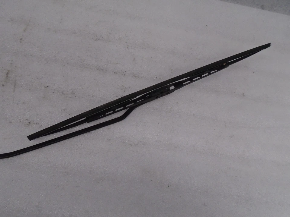 02-08 Jaguar X-Type Front Right Passenger Side Windshield Wiper Arm OEM VI611268 - Image 3 of 4