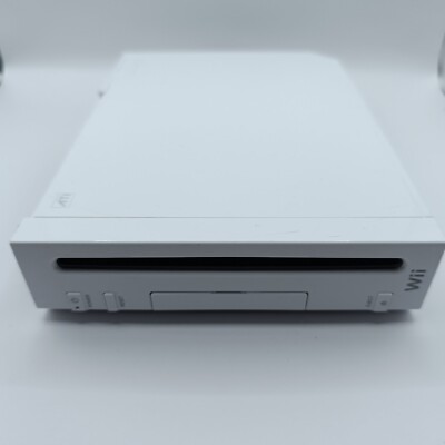 Nintendo Wii Spielkonsole - Weiß: Mit Spielen und Zubehörpaket