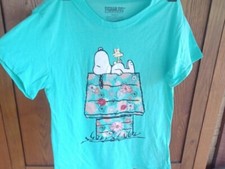 Peanuts Junior Size M (7-9) T-Shirt Snoopy Woodstock GREEN 