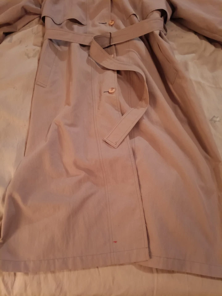 London Fog Coat Womens Size 14 Purple Lilac Button & Belted Coat Trench Coat  - Image 2 of 4