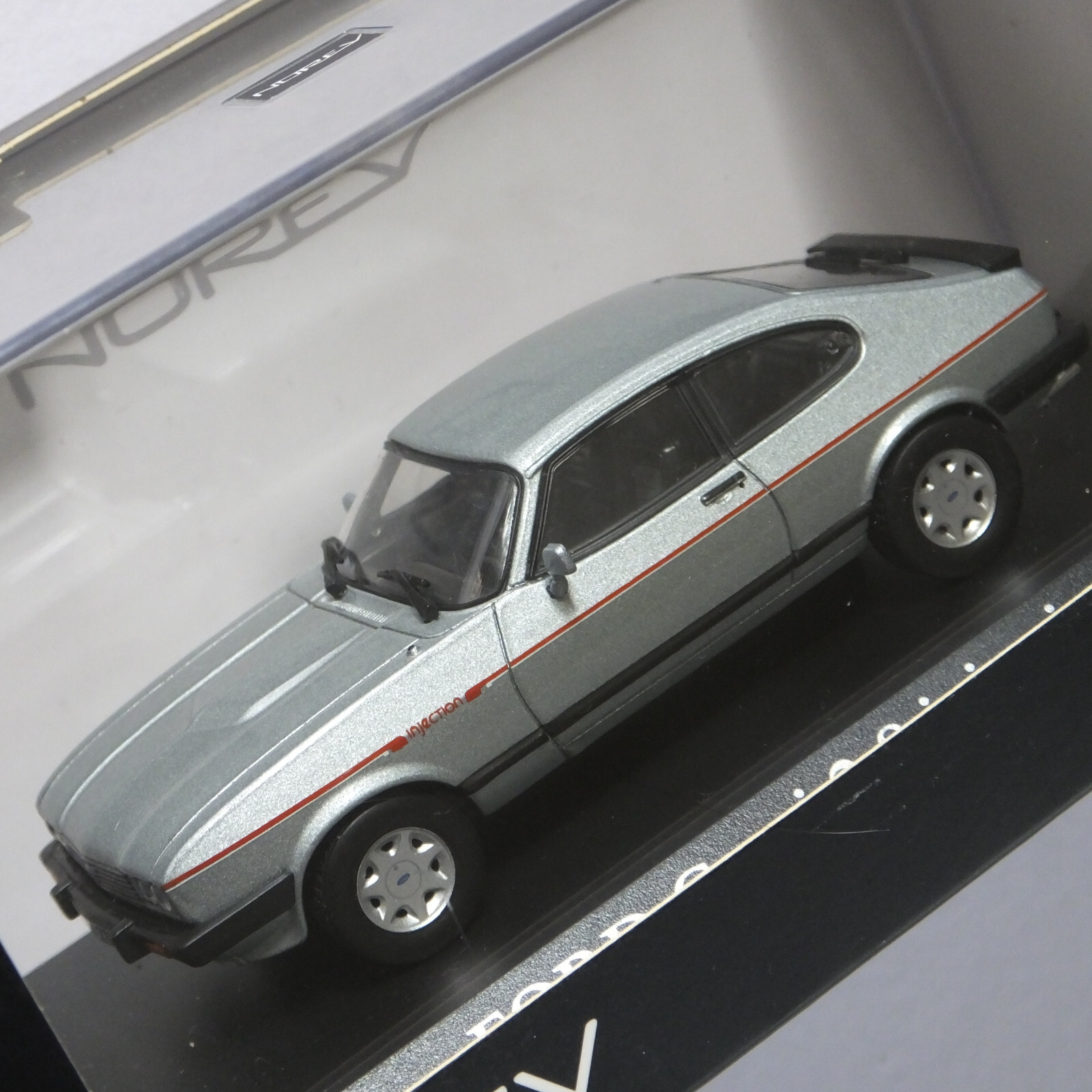 Norev 1/43 Ford Capri 2.8 Injection Silver 270561 375