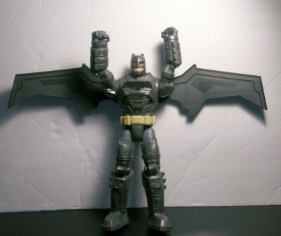 DC Batman vs Superman 12'' Action Figure Toy Mattel 2015 Talking Bat Wings.