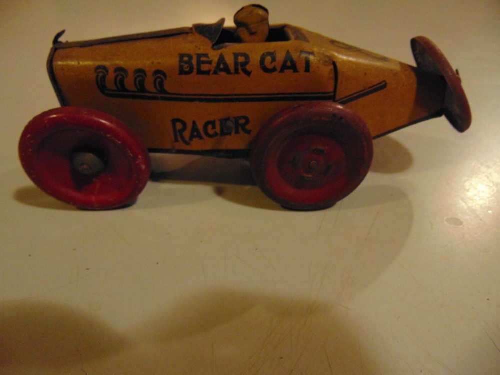 RARE Vintage Tin Windup Bear Cat #8 Race Car Toy  *WORKS*